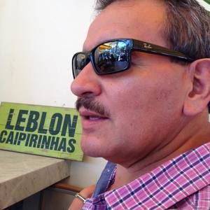 Meet your Posher, Cesar